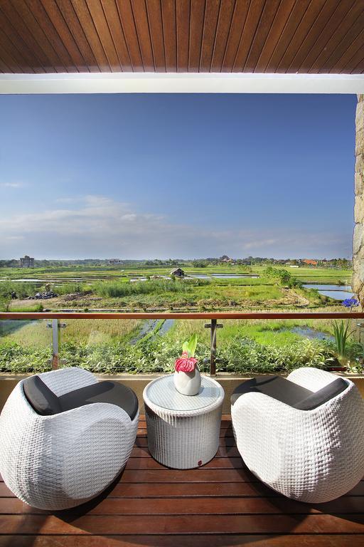Ombak Villa Cemagi Tanah Lot Rum bild